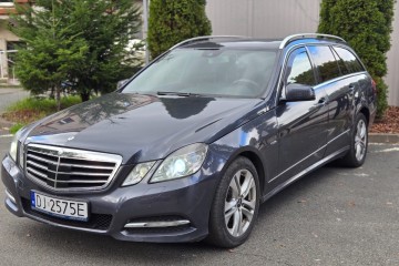 Mercedes - BENZ E 250 CDI  4 MATIC