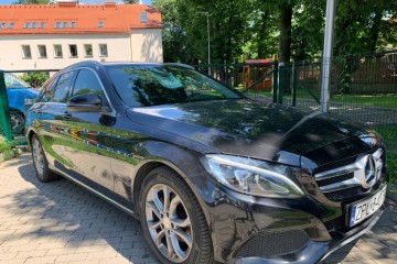 Mercedes C200 Bogata wersja